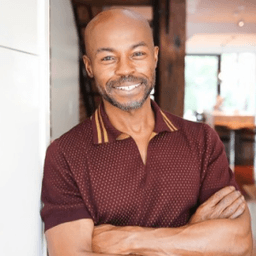 Portrait of Paul Campbell